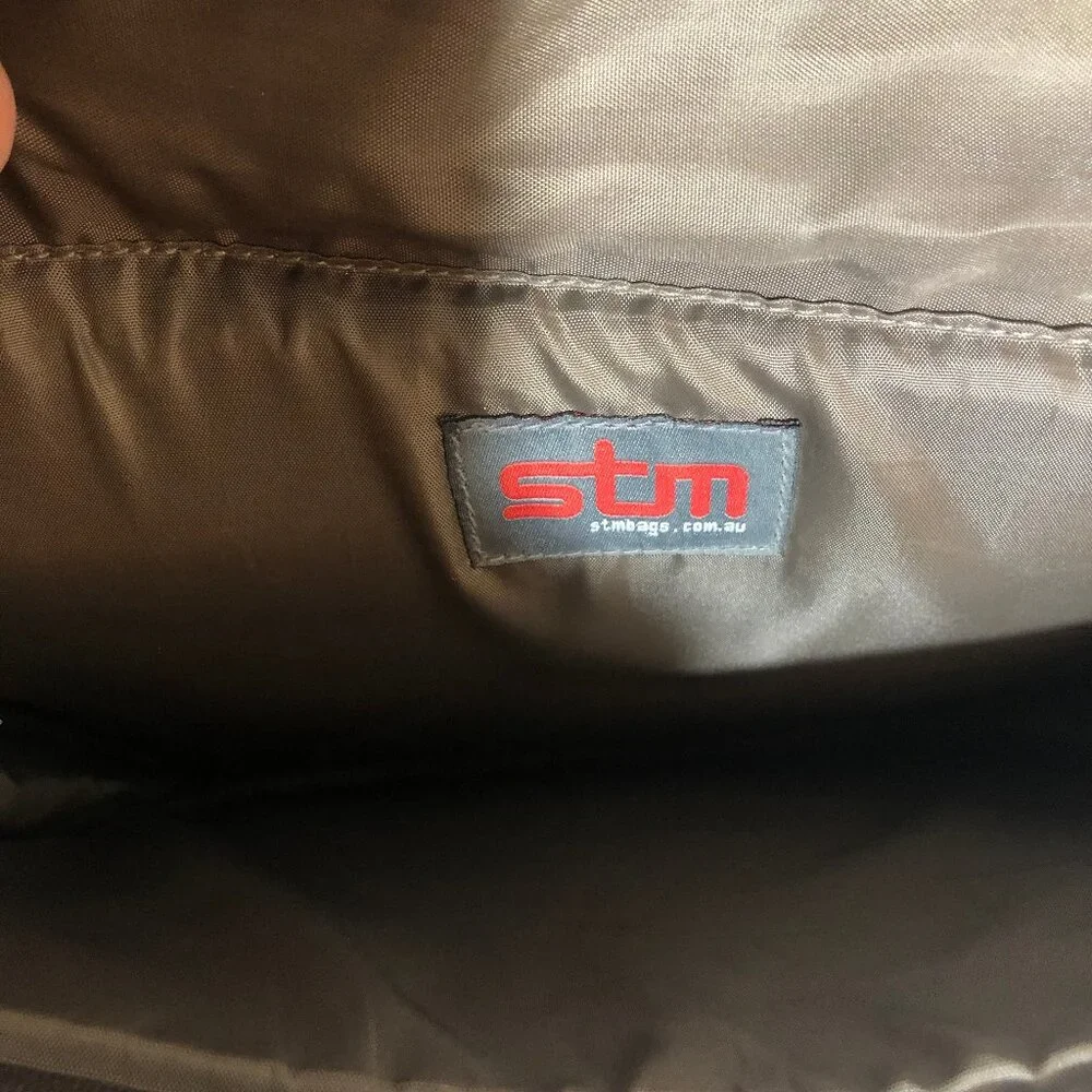 STM Vertical Laptop Messenger Bag – Black & Chestnut Brown